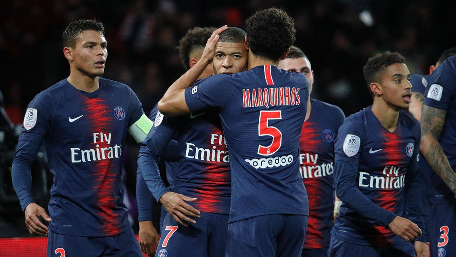 支球队的支 支球队的支